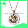 2013 Gus-Sp-001 Newest and Fashion Metal Pendant with Ceramic Material for Health Care and Lucky